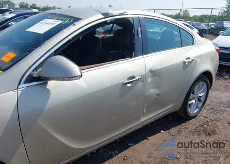 2014 Buick Regal Turbo/E-Assist Premium I from USA, damaged, VIN 2G4GN5EXXE9321071
